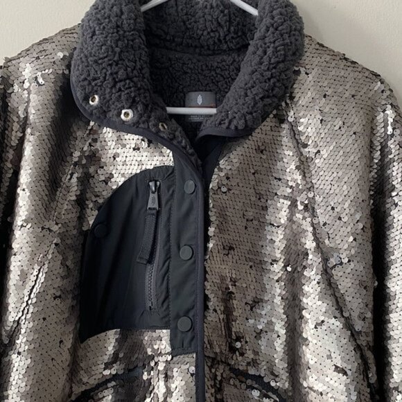 ✨3x HP✨Free People Movement Hit The Slopes Sequin Jacket NWT - Picture 8 of 10